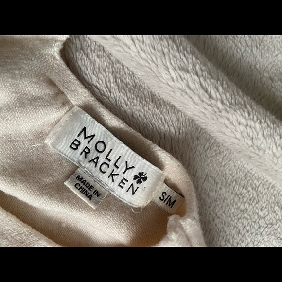 Frill sweater cozy - Picture 3 of 3